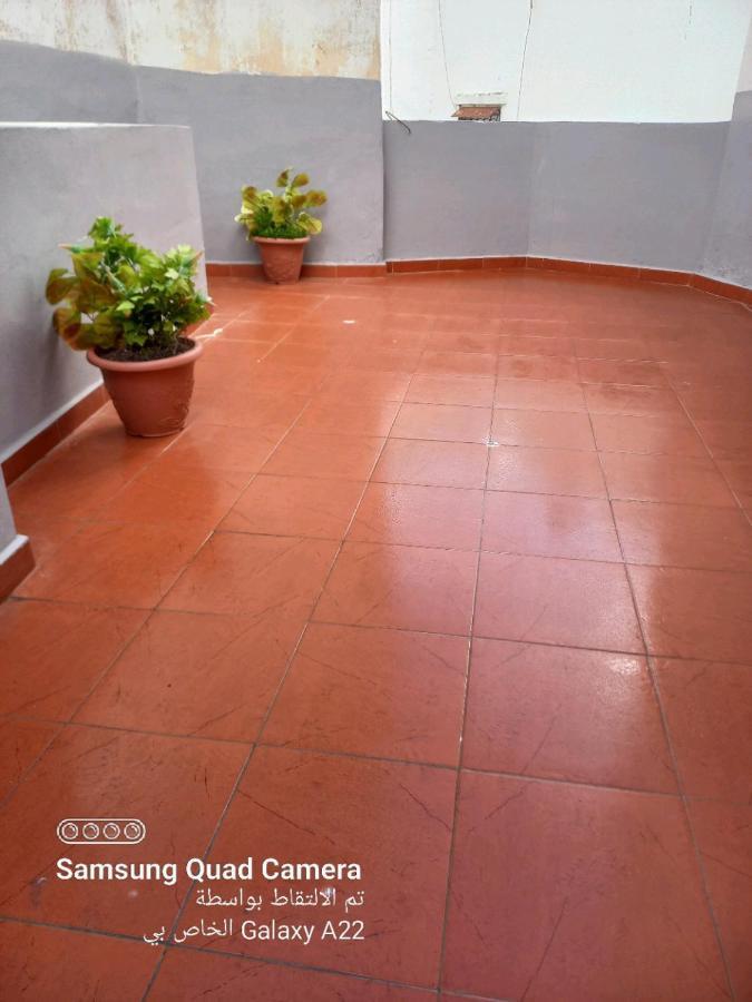 Dar Tazrout Apartment Tangier Bagian luar foto