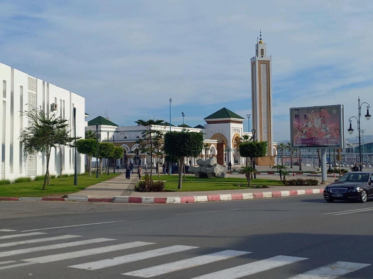 Dar Tazrout Apartment Tangier Bagian luar foto