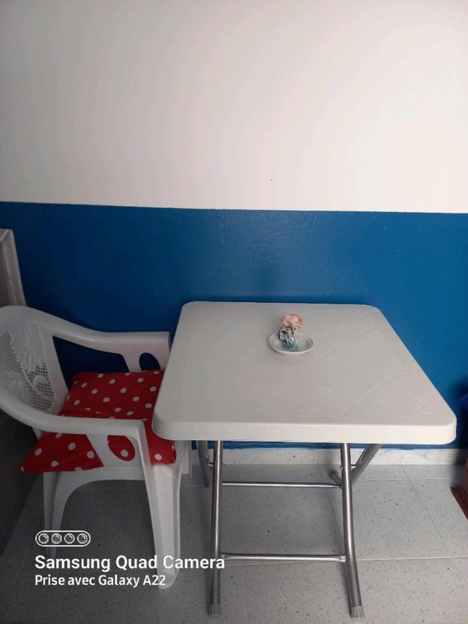 Dar Tazrout Apartment Tangier Bagian luar foto