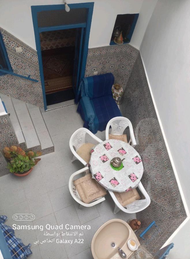 Dar Tazrout Apartment Tangier Bagian luar foto