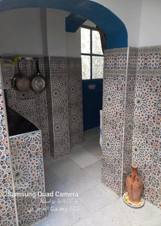 Dar Tazrout Apartment Tangier Bagian luar foto