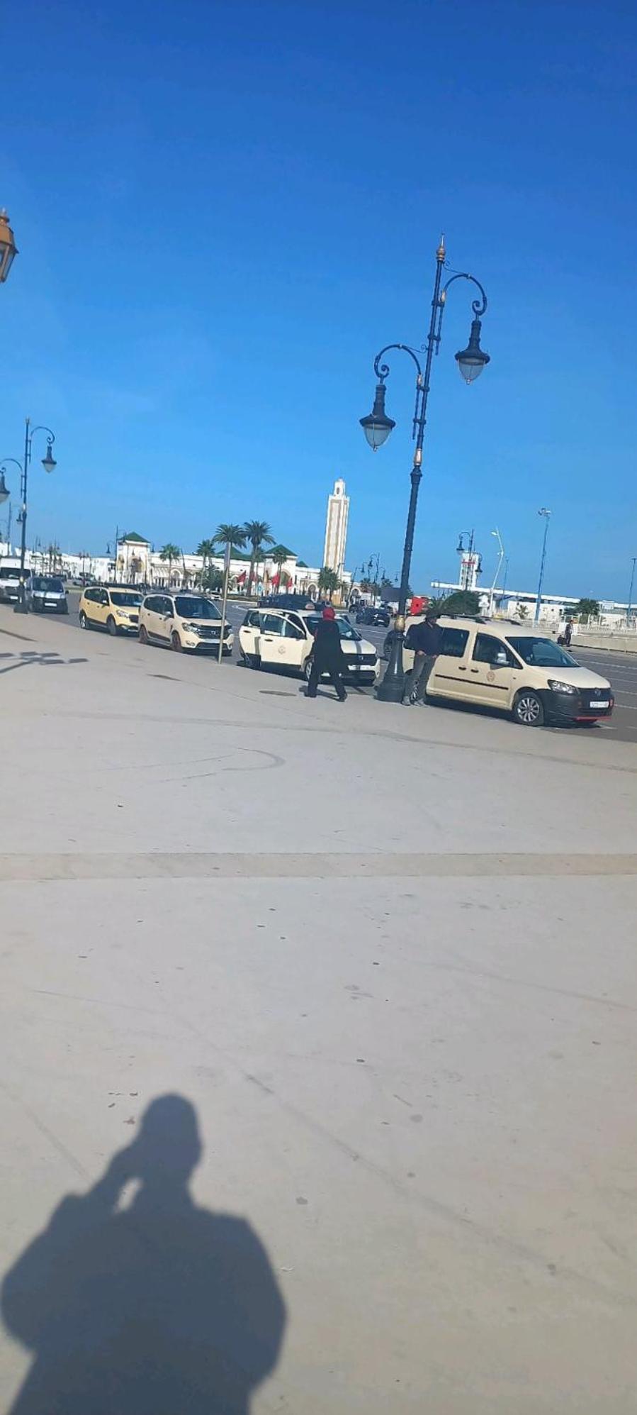 Dar Tazrout Apartment Tangier Bagian luar foto